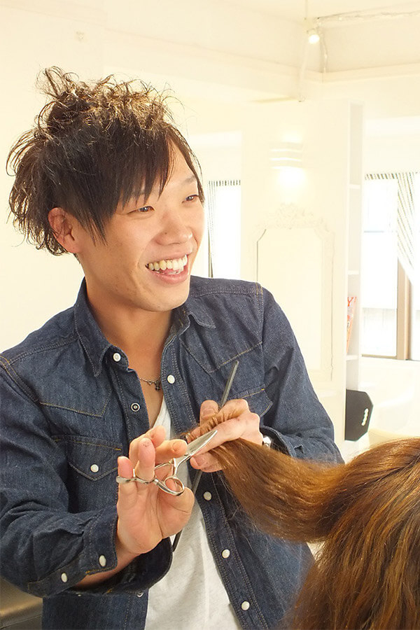 横浜にある人気の美容室・美容院「hair make Haku 横浜（ヘアメイク　ハク　ヨコハマ）」のスタッフ「伊藤 巧」の画像