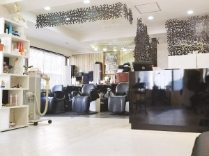 横浜にある人気の美容室・美容院「hair make Haku 横浜（ヘアメイク　ハク　ヨコハマ）」のギャラリー画像「」