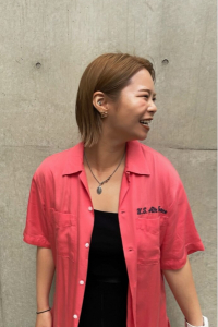 横浜・大井町にある安くて人気の美容室「ヘアメイク　ハク・スラージュ」を経営するグループ「Growup（グロウアップ）」のスタッフ「鈴木 愛海」